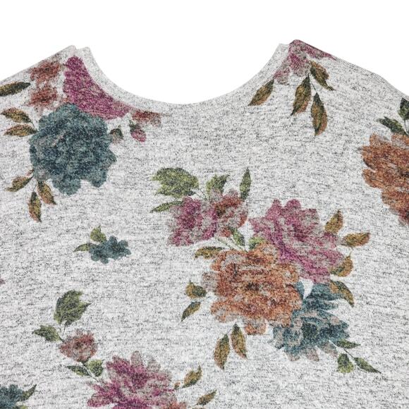 Torrid T Shirt Top 4 Super Soft Plush Knit Floral Gray Pink 54x30 Stretch Comfy - Picture 11 of 11